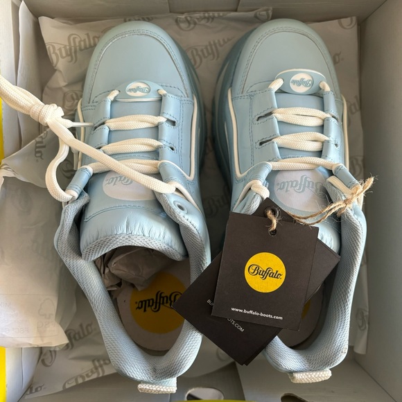 Buffalo David Bitton Sky Blue Sneakers - Picture 6 of 7